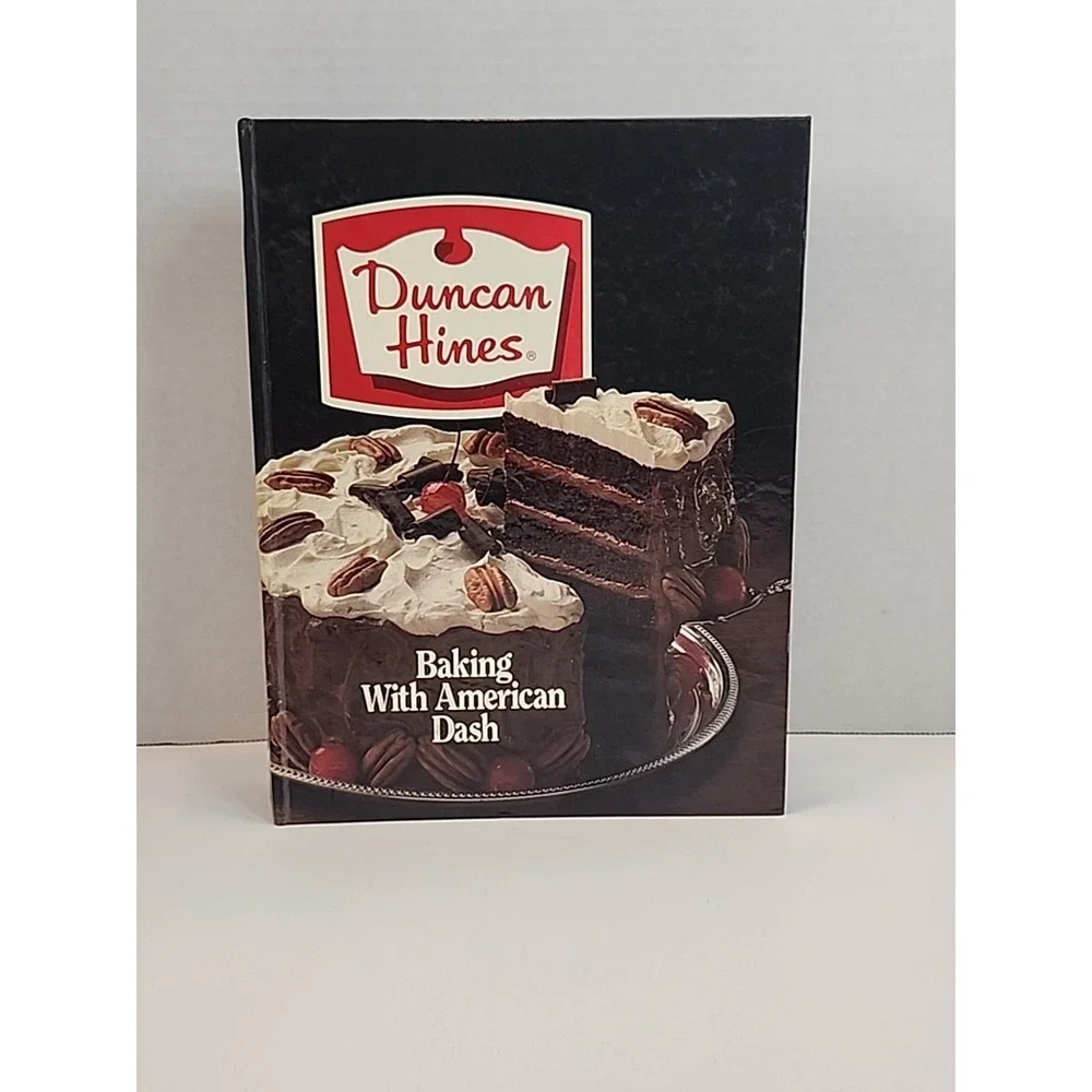 Vintage Duncan Hines BAKING WITH AMERICAN DASH‎ Cookbook 3 Ring Binder 1982